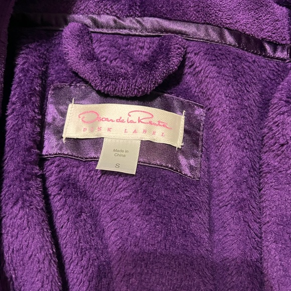 🆕 Oscar de la Renta Purple Robe 🆕 - Picture 7 of 9